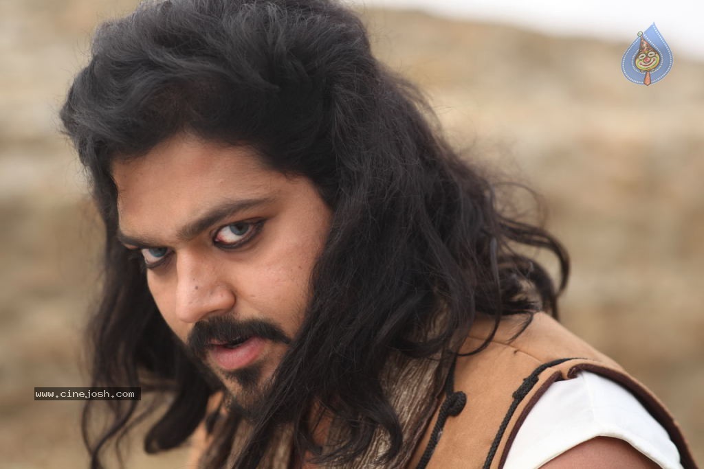 Telugulo Naaku Nachani Padam Prema Photos - 295 / 312 photos