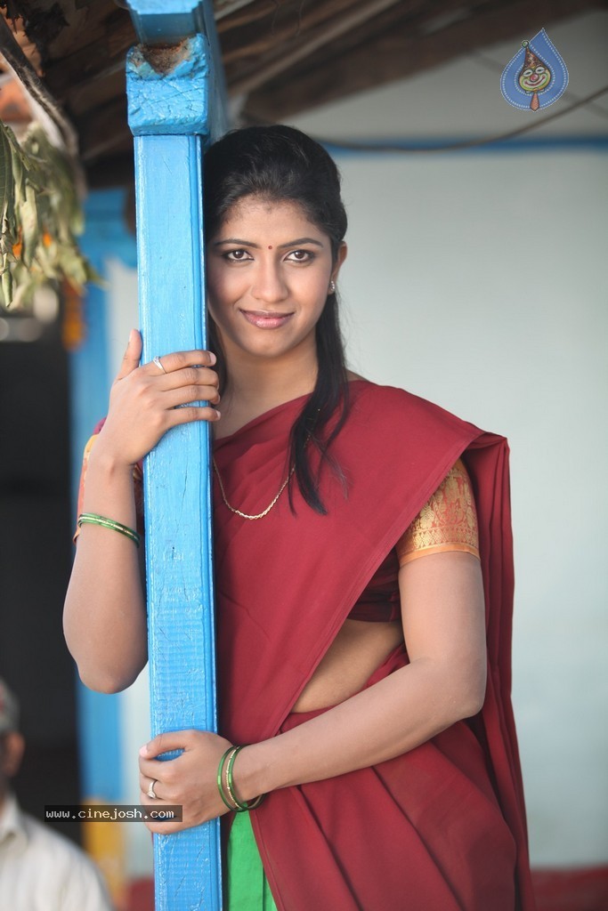 Tenth Lo Luck Inter Lo Kick B Tech Lo Movie Gallery - 61 / 61 photos