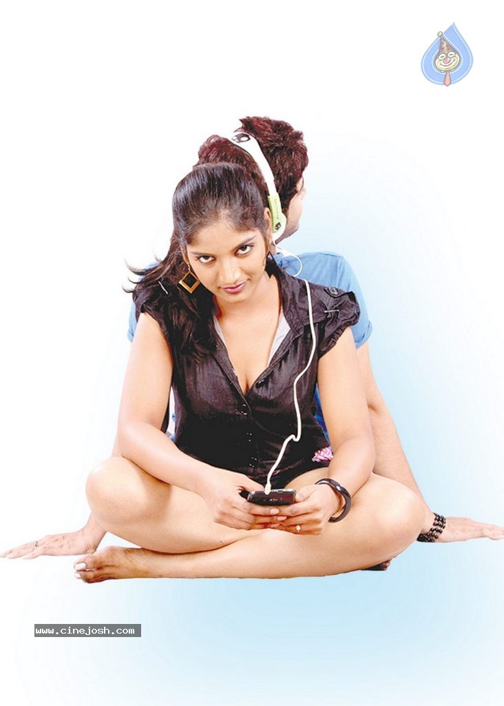Tenth Lo Luck Inter Lo Kick B tech Lo Movie Pics - 2 / 8 photos