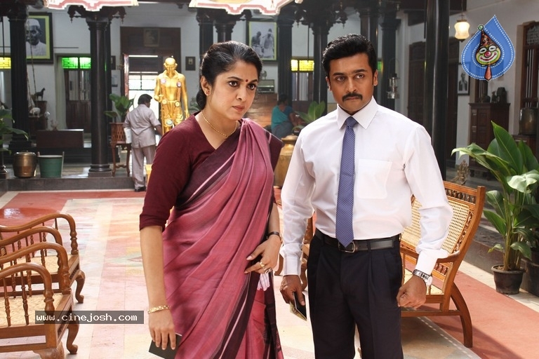 Thaanaa Serndha Koottam Movie Stills - 23 / 28 photos
