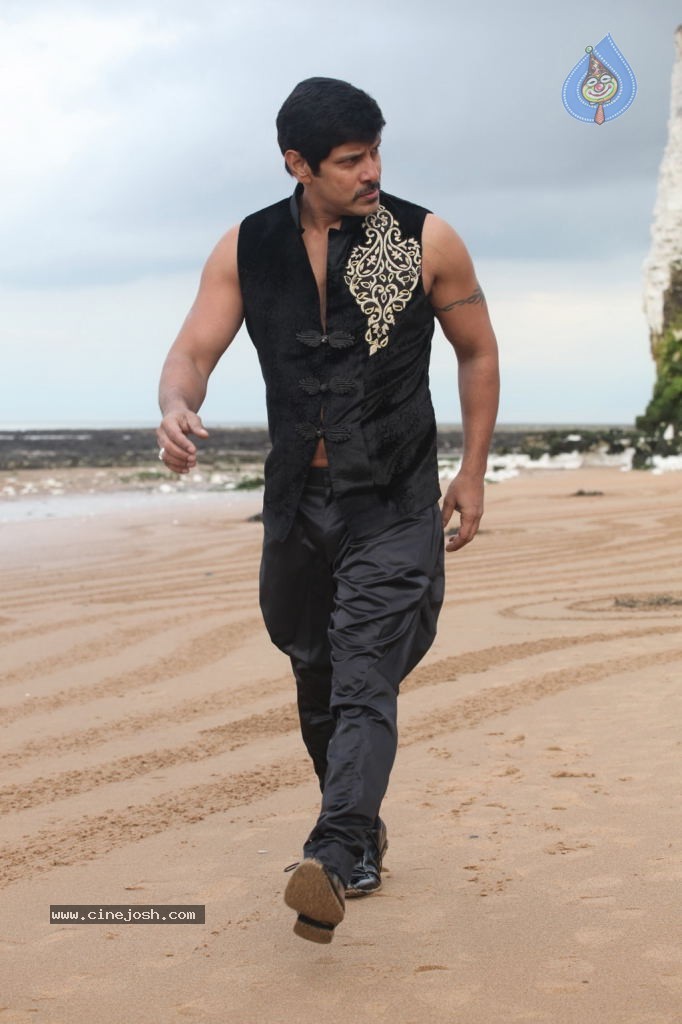 Thaandavam Movie New Stills - 7 / 21 photos