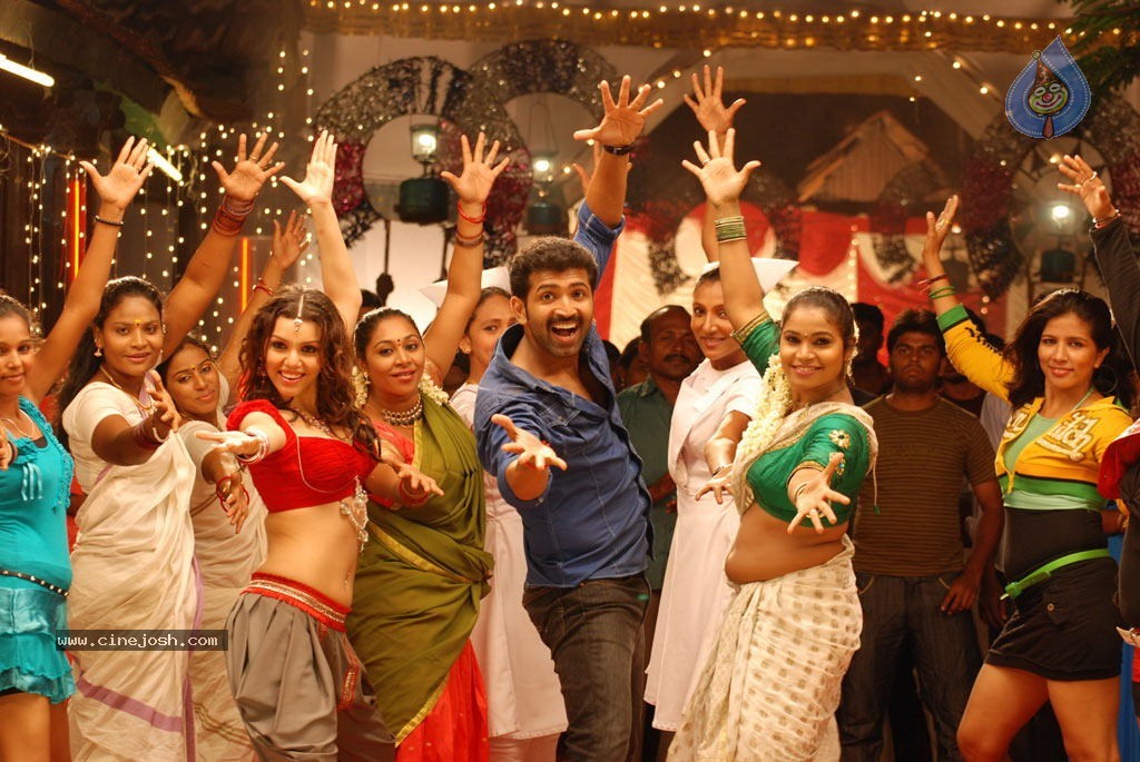 Thadaiyara Thaakka Tamil Movie Stills - 29 / 63 photos