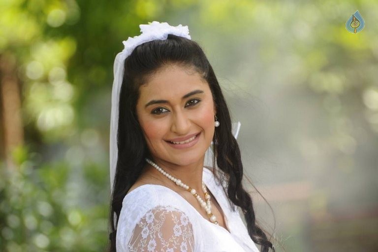 Thakituthaththom Tamil Film Photos - 23 / 29 photos