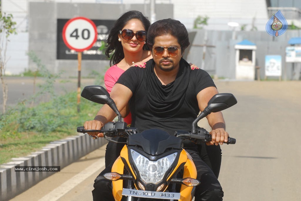 Thalaivan Tamil Movie Stills - 51 / 52 photos