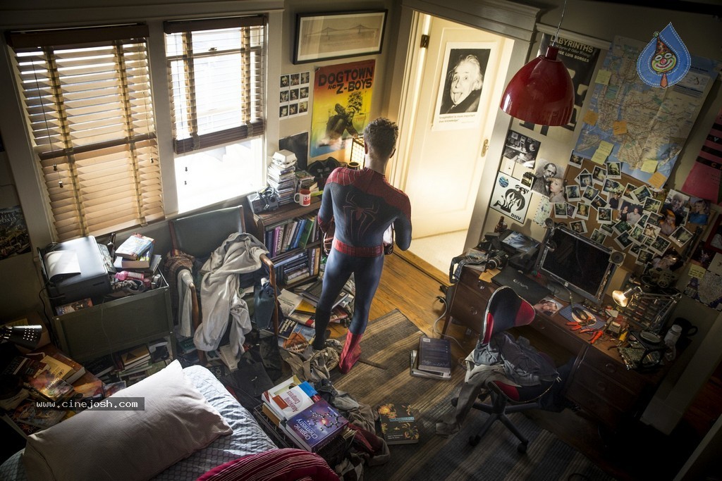 The Amazing Spider Man 2 Stills - 18 / 27 photos