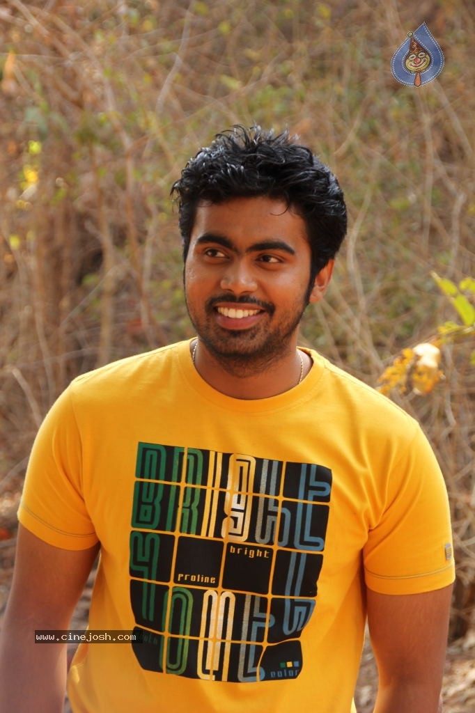 Theatre Lo Naluguru Movie Stills - 50 / 78 photos