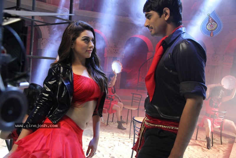 Theeya Velai Seiyyanum Kumaru Tamil Movie New Stills - 26 / 47 photos