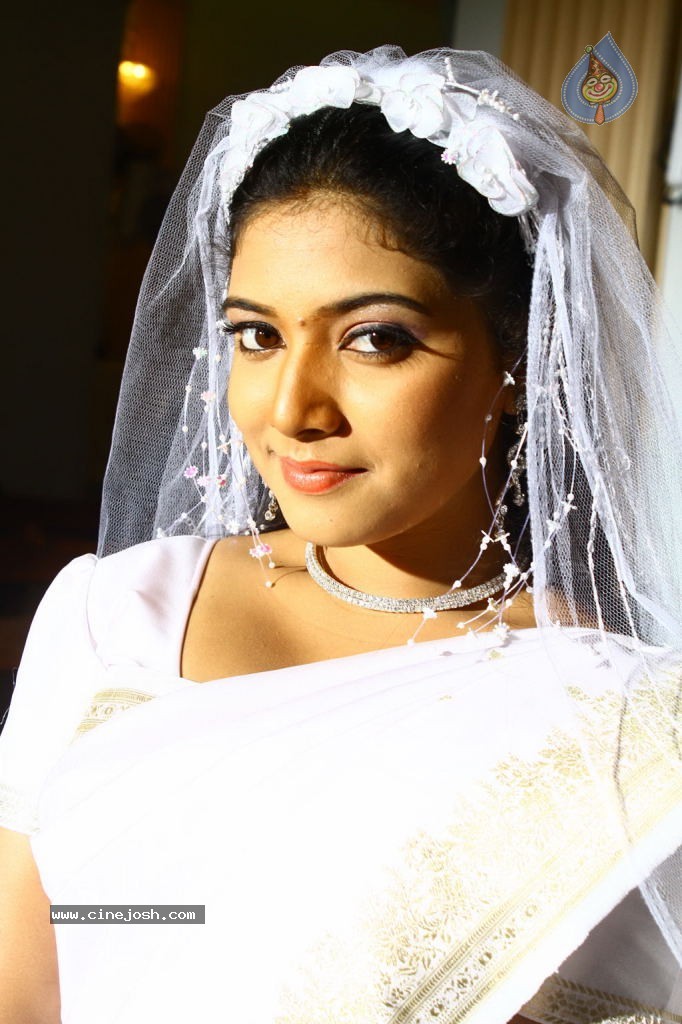 Thigaar Tamil Movie New Stills - 13 / 65 photos