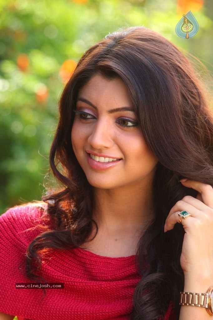 Thigaar Tamil Movie Photos - 43 / 51 photos
