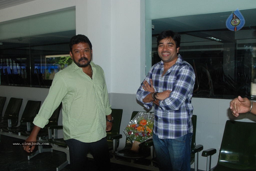 Thillu Mullu Tamil Movie New Stills - 11 / 26 photos