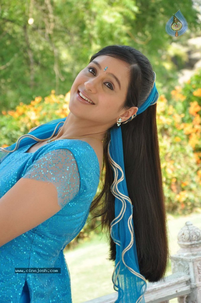 Thirumathi Thamizh Tamil Movie Stills - 13 / 70 photos