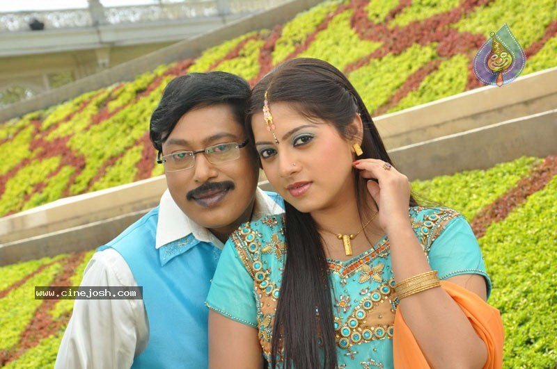 Thirumathi Thamizh Tamil Movie Stills - 38 / 70 photos