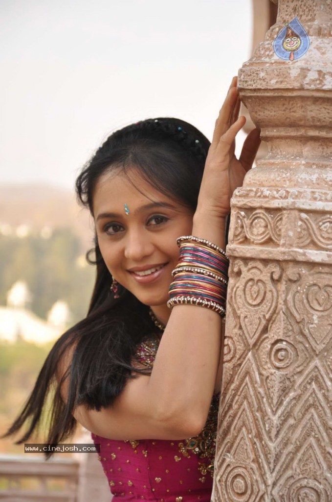 Thirumathi Thamizh Tamil Movie Stills - 43 / 70 photos