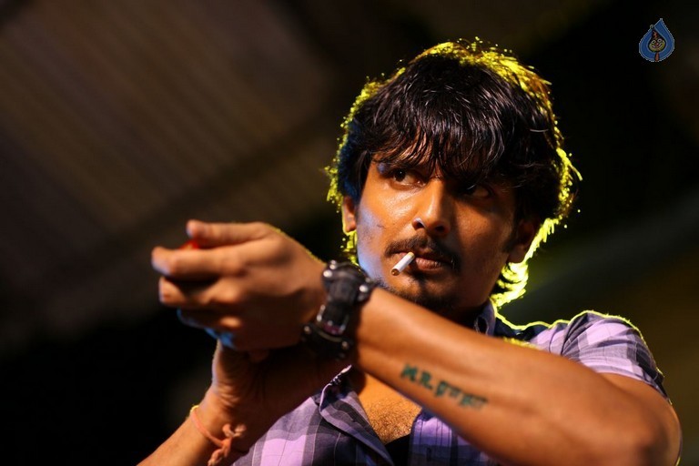 Thirunaal Tamil Film New Photos - 10 / 11 photos