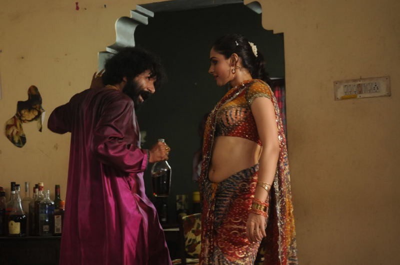 Thiruppangal Tamil Movie Hot Stills - 2 / 32 photos