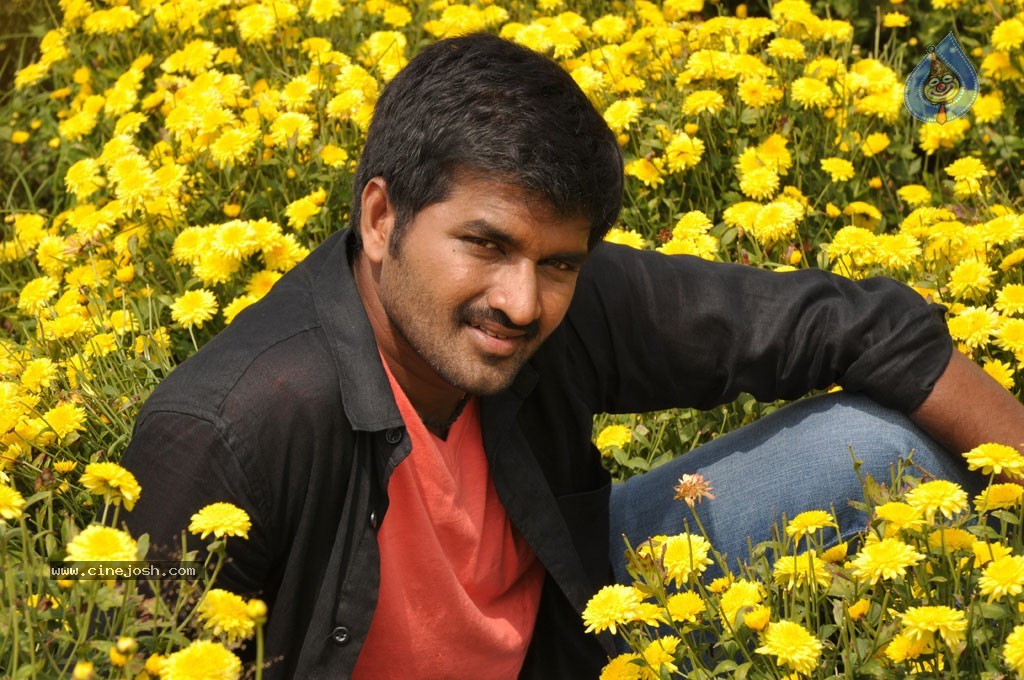 Thirupugai Tamil Movie Stills - 6 / 57 photos