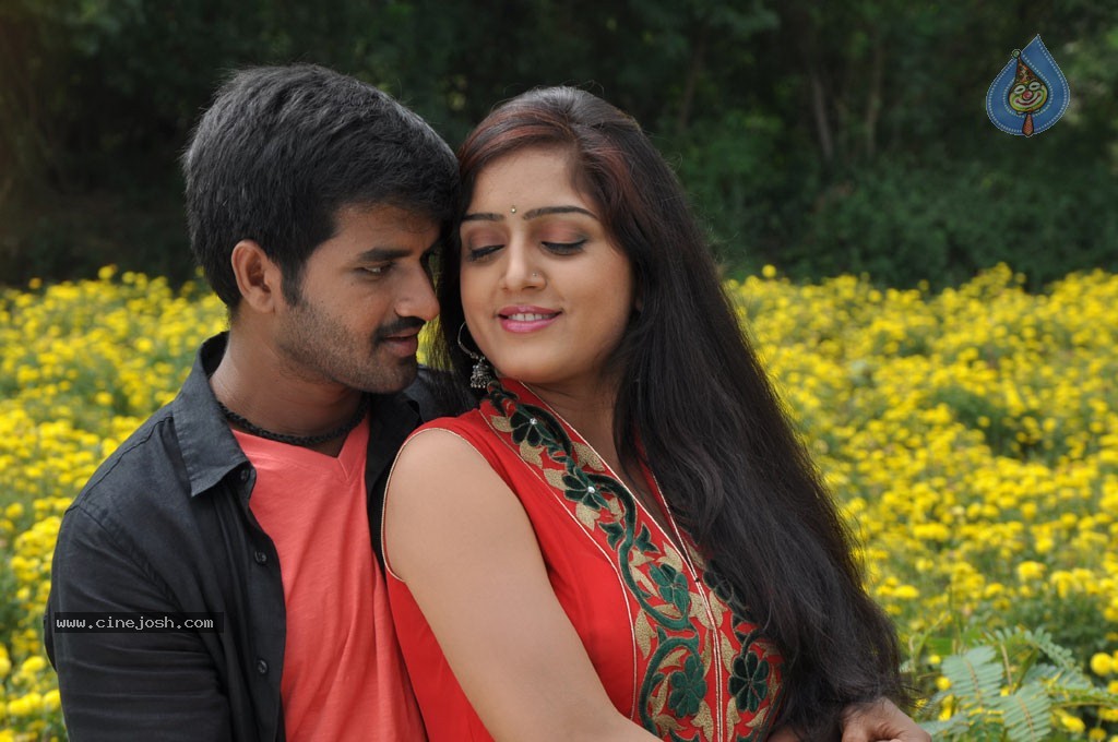 Thirupugai Tamil Movie Stills - 7 / 57 photos