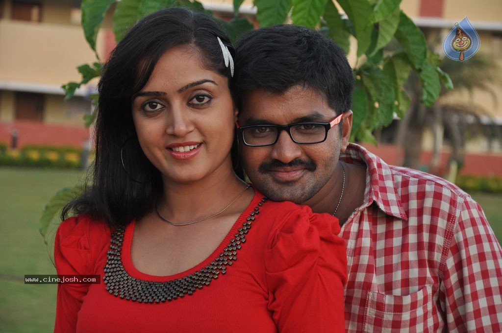 Thirupugai Tamil Movie Stills - 13 / 57 photos