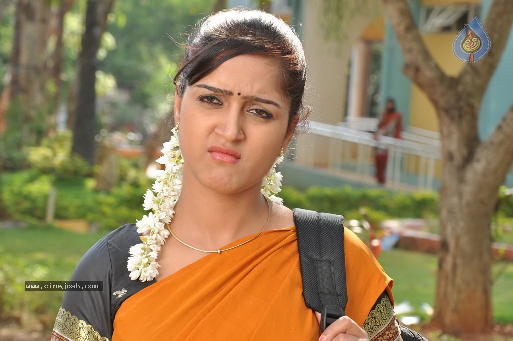 Thirupugai Tamil Movie Stills - 53 / 57 photos