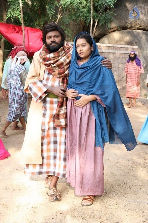 Tholi Kiranam Movie Photos - 13 / 17 photos