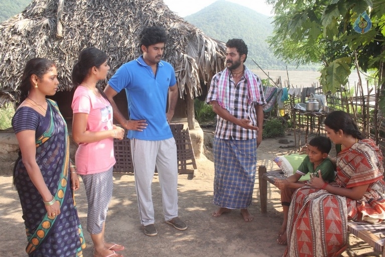 Tholi Parichayam Movie Photos - 14 / 25 photos