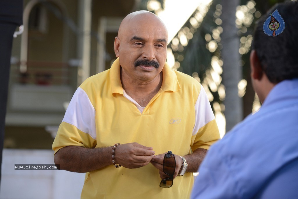 Tholi Sandhya Velalo Stills n Walls - 36 / 42 photos
