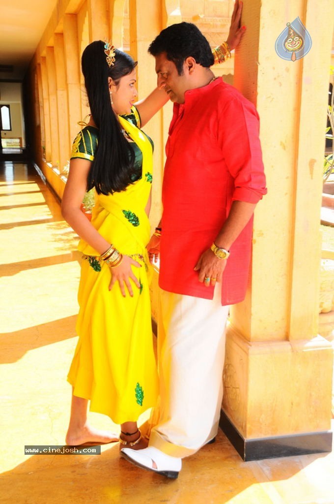 Thulli Vilayadu Tamil Movie Stills - 10 / 37 photos
