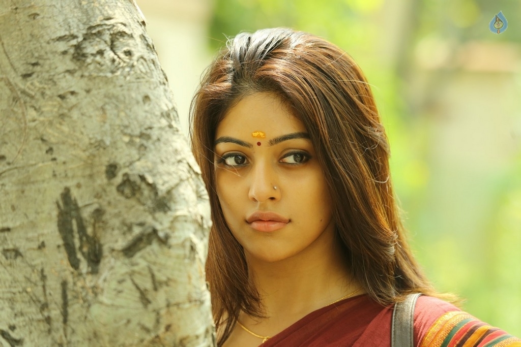 Thupparivaalan Tamil Film Stills - 31 / 41 photos