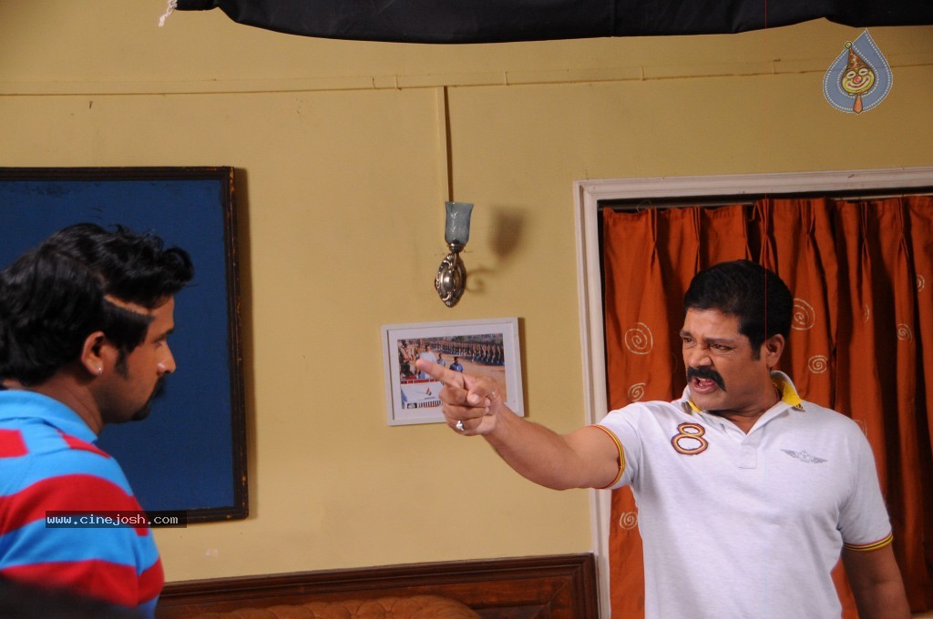 Tikka Movie New Stills - 31 / 89 photos