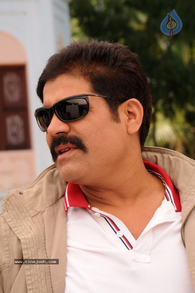 Tikka Movie New Stills - 50 / 89 photos