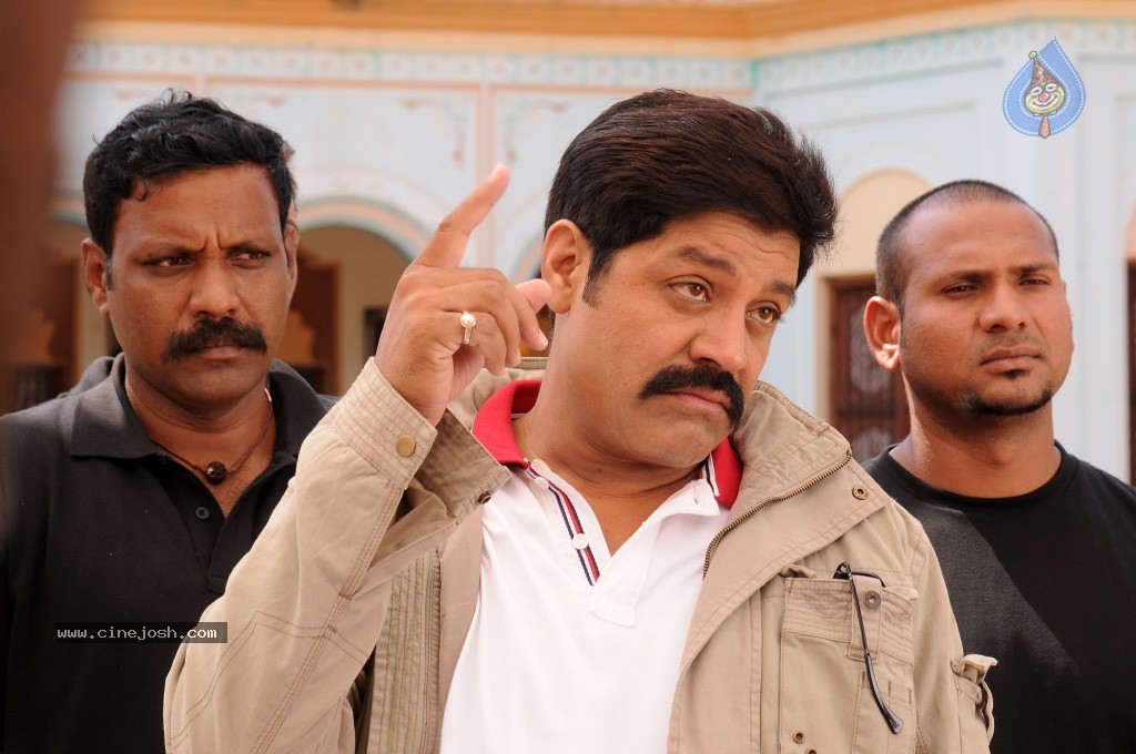Tikka Movie New Stills - 66 / 89 photos