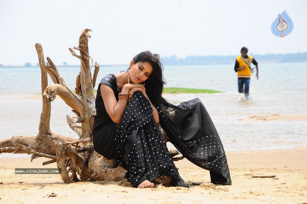 Toll Free no 143 Movie Stills - 73 / 108 photos