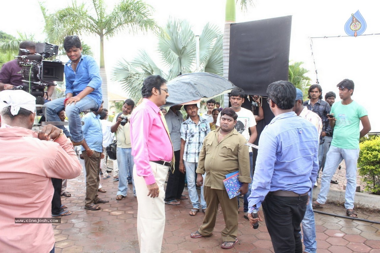 Toll Free Number 143 Movie Photos - 19 / 40 photos