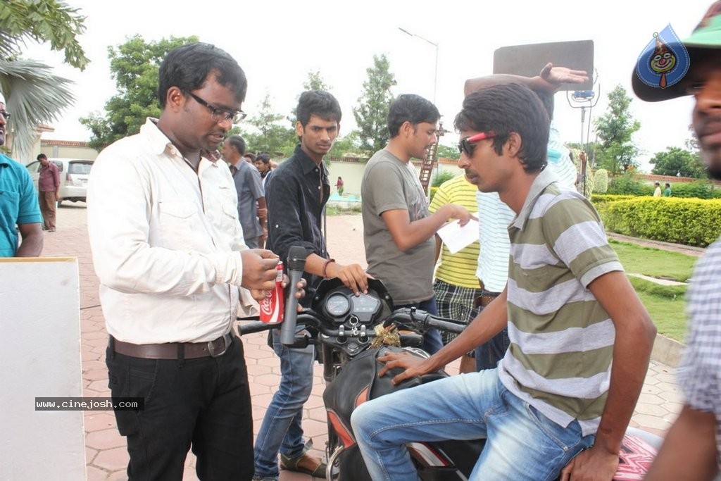 Toll Free Number 143 New Stills - 21 / 24 photos