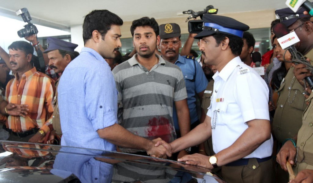 Traffic Movie Stills - 6 / 14 photos