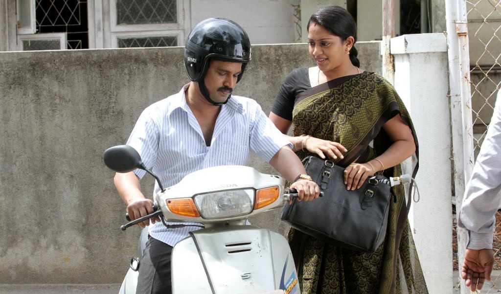 Traffic Movie Stills - 12 / 14 photos