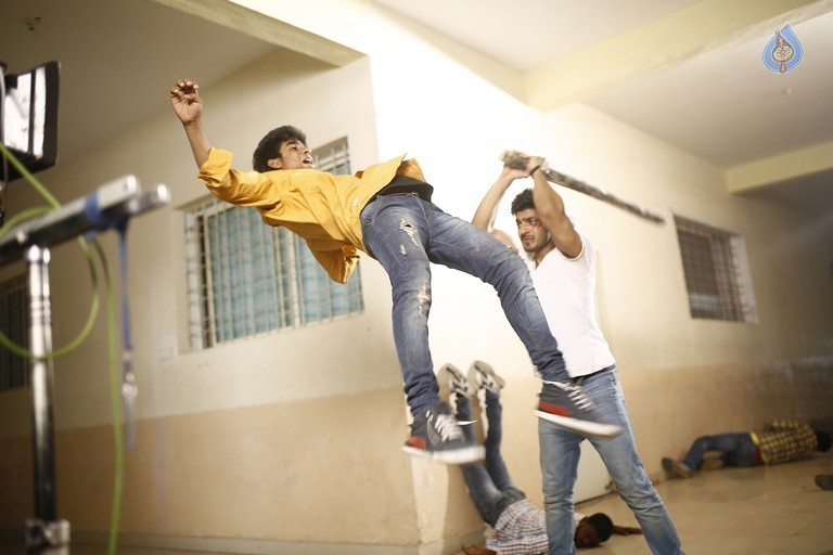 Trayam Movie Photos and Posters - 23 / 30 photos