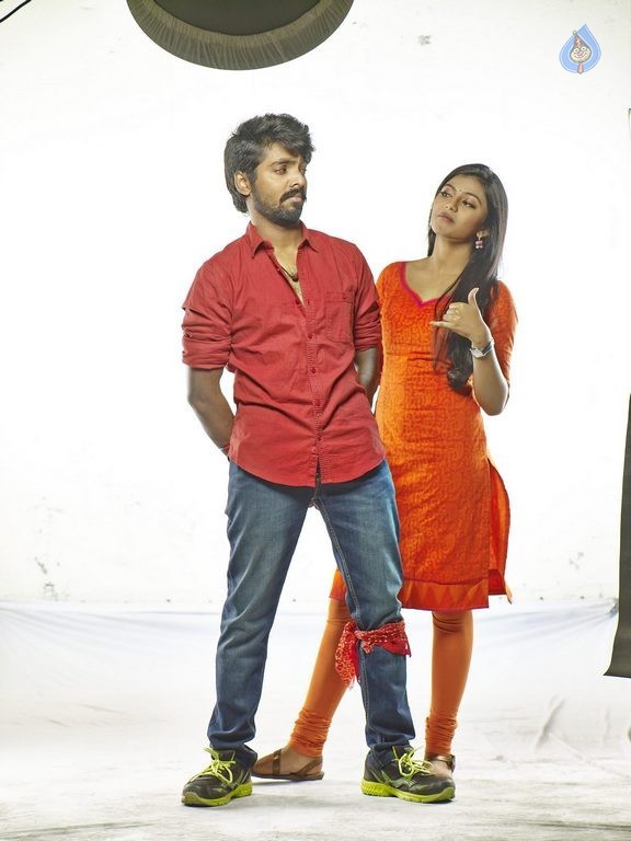 Trisha ledaa Nayanthara Film Photos - 2 / 17 photos