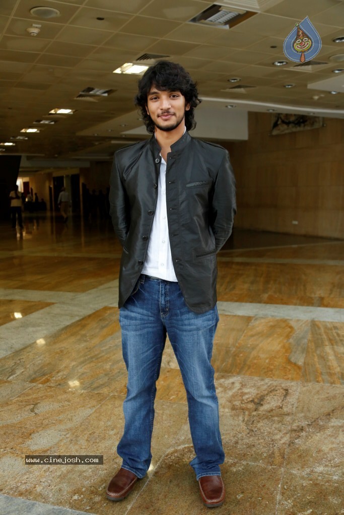 Tulasi and Gautham Karthik Stills - 63 / 70 photos