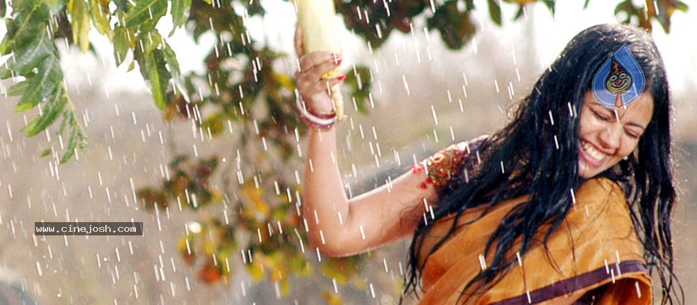 U and I Movie - Rohan, Aditi Stills - 67 / 119 photos
