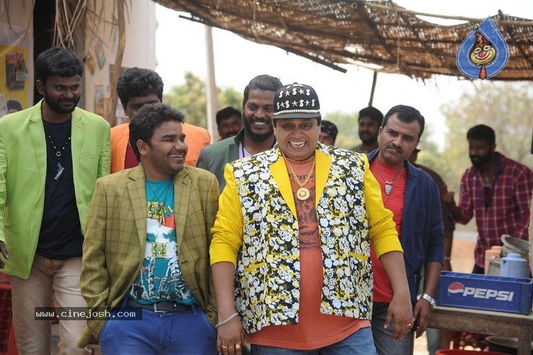 U Pe Ku Ha Movie Stills - 8 / 42 photos