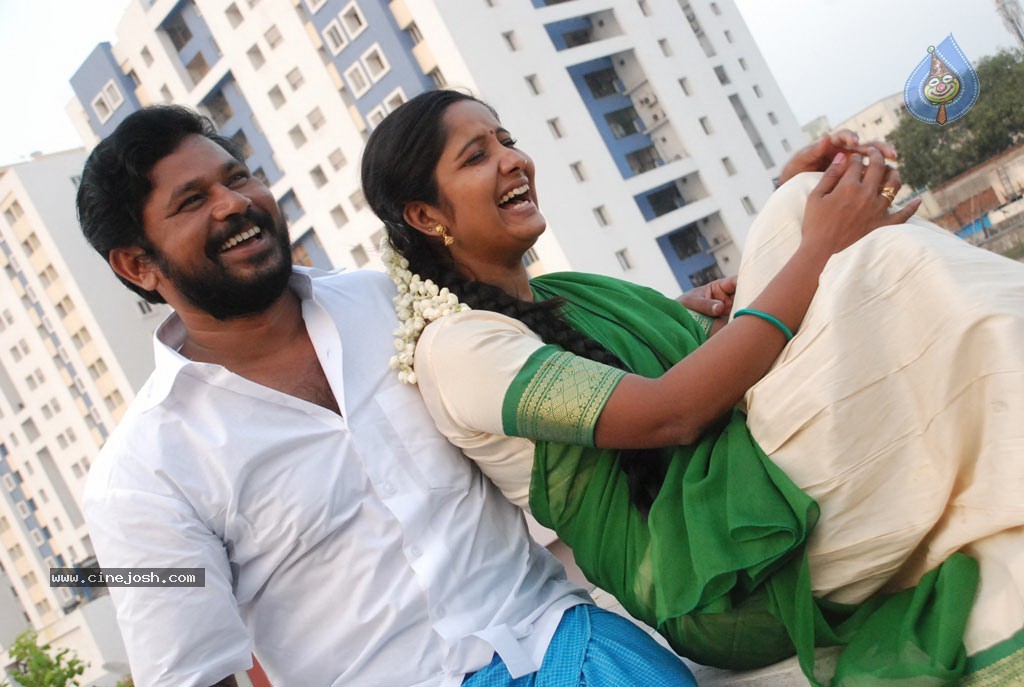 Un Bodhaikku Naan Oorugava Tamil Movie Spicy Stills - 7 / 20 photos