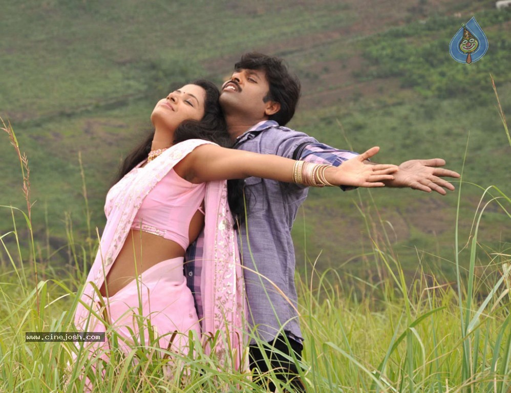 Unakku 20 Enakku 40 Tamil Movie Stills - 27 / 41 photos
