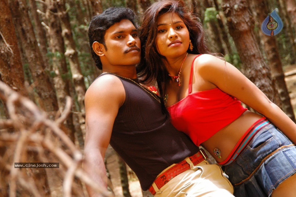 Unathu Vizhiyil Tamil Movie Spicy Stills - 4 / 18 photos