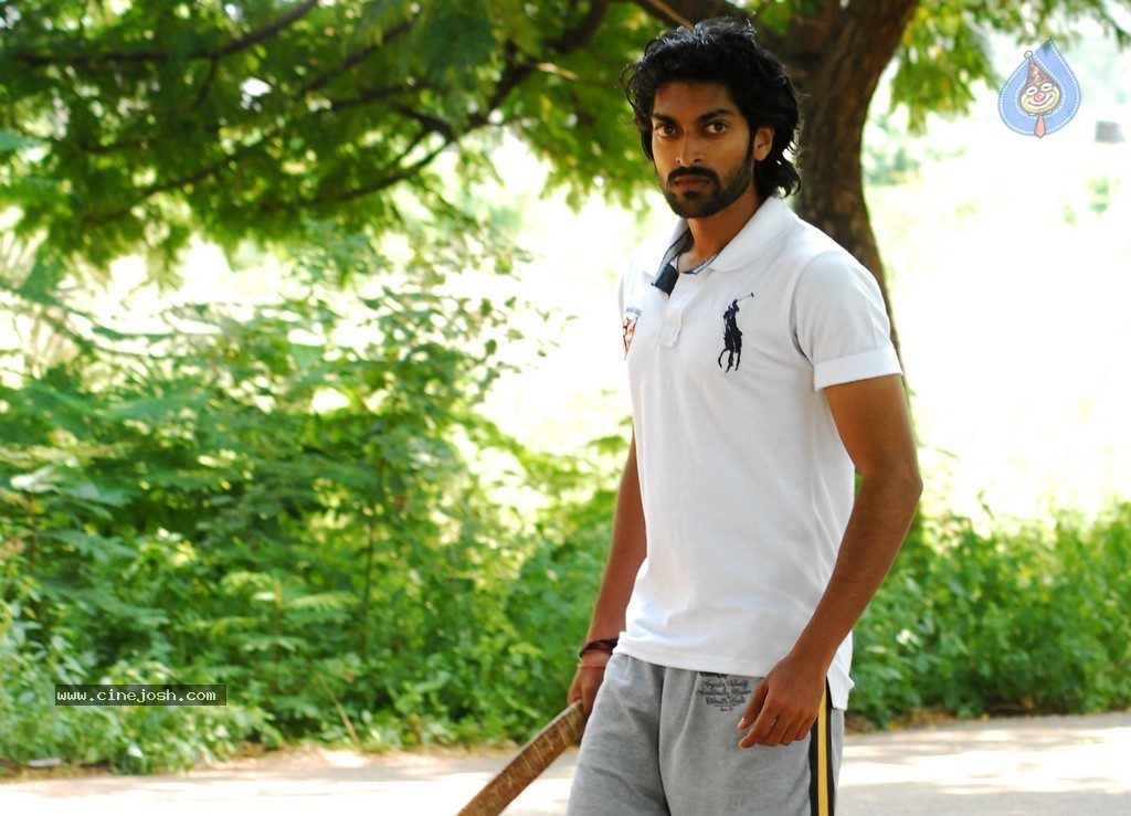 Undile Manchikaalam Mundumundunaa Stills - 16 / 30 photos
