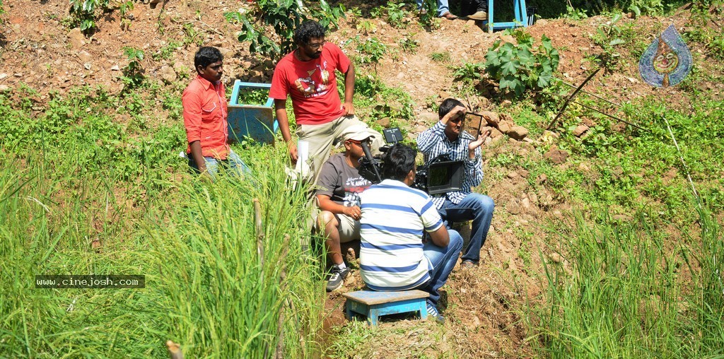 Undile Manchikaalam Mundumundunaa Stills - 21 / 30 photos