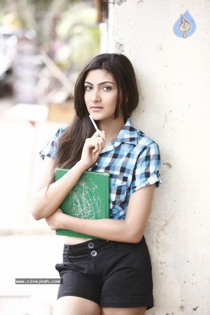 Unnodu Oru Naal Tamil Movie Photos - 35 / 44 photos