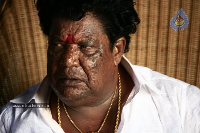 Upendra Super Movie Stills - 75 / 93 photos