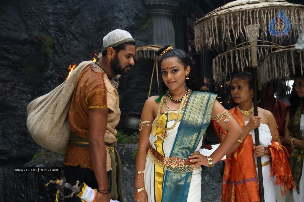 Urumi Movie New Stills - 1 / 56 photos