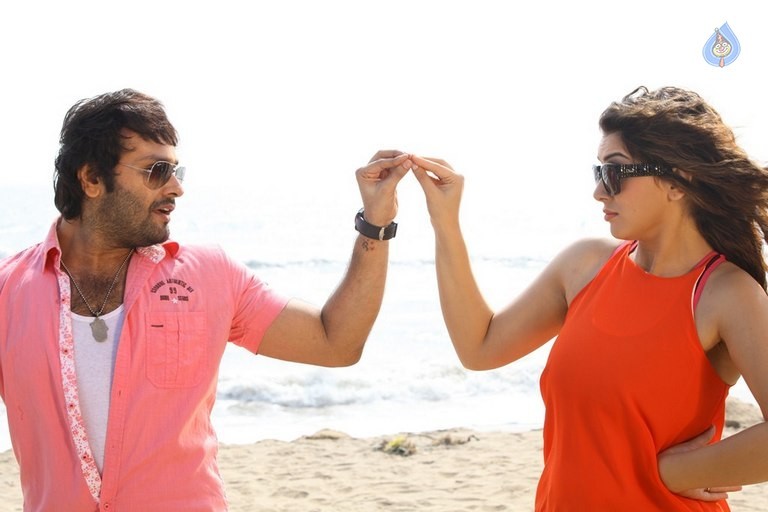 Uyire Uyire Tamil Movie Photos - 1 / 12 photos